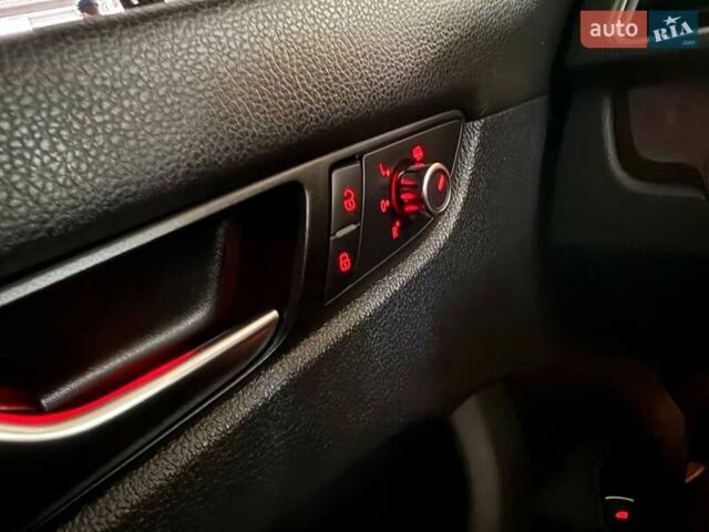 Черный Фольксваген Пассат, объемом двигателя 2 л и пробегом 172 тыс. км за 13400 $, фото 30 на Automoto.ua