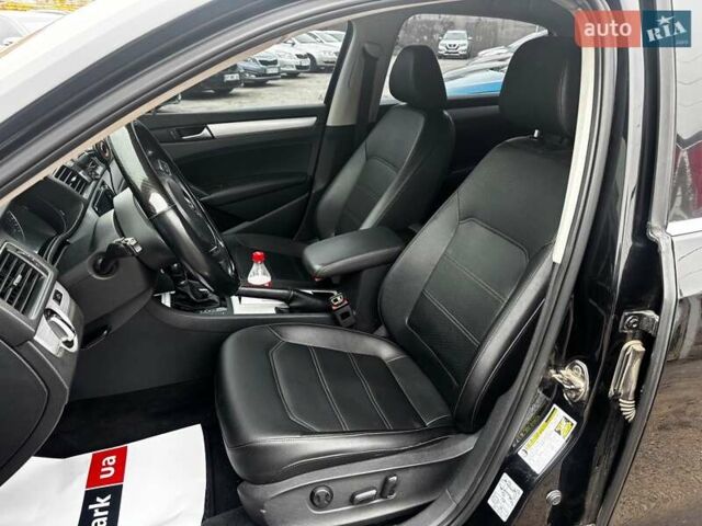 Черный Фольксваген Пассат, объемом двигателя 2.5 л и пробегом 246 тыс. км за 9690 $, фото 12 на Automoto.ua