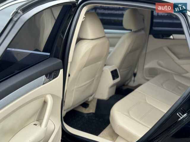 Чорний Фольксваген Пассат, об'ємом двигуна 2.48 л та пробігом 260 тис. км за 9000 $, фото 10 на Automoto.ua