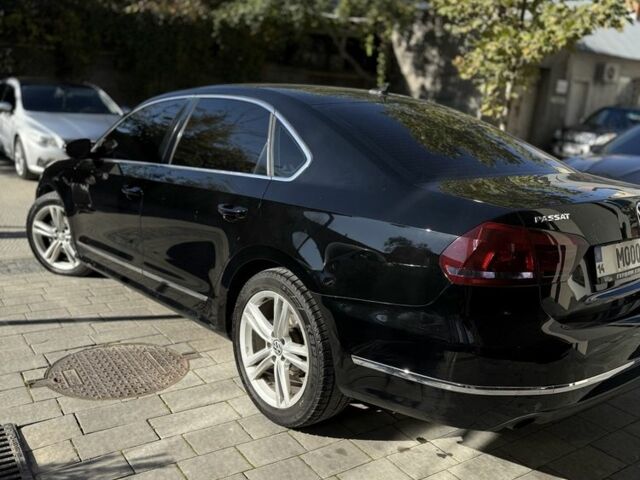 Чорний Фольксваген Пассат, об'ємом двигуна 2 л та пробігом 280 тис. км за 10900 $, фото 6 на Automoto.ua