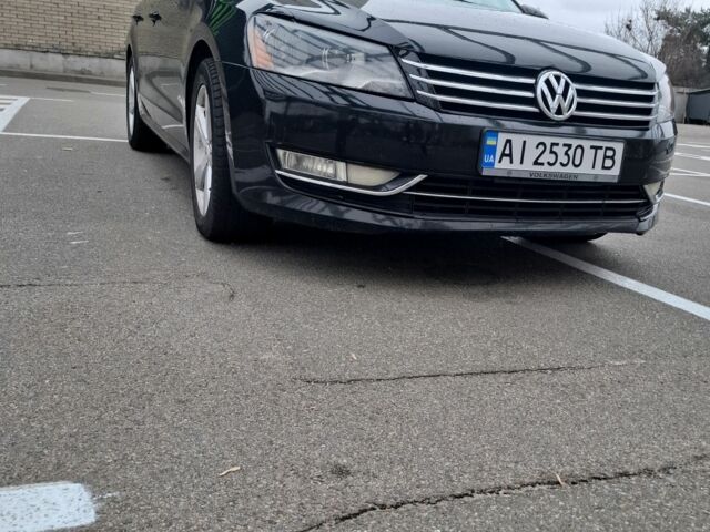 Черный Фольксваген Пассат, объемом двигателя 2.5 л и пробегом 219 тыс. км за 9500 $, фото 2 на Automoto.ua