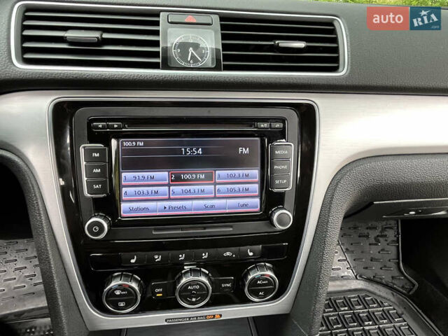 Чорний Фольксваген Пассат, об'ємом двигуна 2.48 л та пробігом 205 тис. км за 10900 $, фото 25 на Automoto.ua