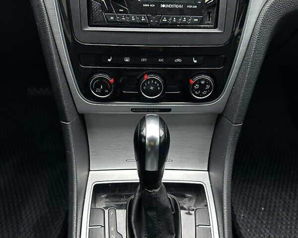 Чорний Фольксваген Пассат, об'ємом двигуна 2.5 л та пробігом 284 тис. км за 6900 $, фото 34 на Automoto.ua