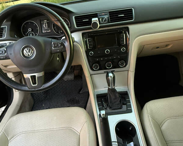 Черный Фольксваген Пассат, объемом двигателя 1.97 л и пробегом 270 тыс. км за 9500 $, фото 13 на Automoto.ua