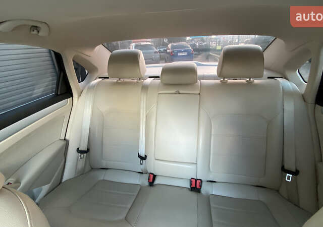 Черный Фольксваген Пассат, объемом двигателя 2.5 л и пробегом 248 тыс. км за 9100 $, фото 23 на Automoto.ua