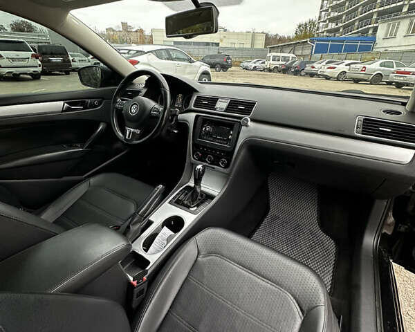 Чорний Фольксваген Пассат, об'ємом двигуна 2.5 л та пробігом 284 тис. км за 6900 $, фото 27 на Automoto.ua