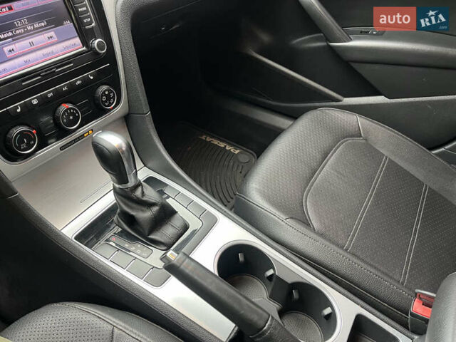 Чорний Фольксваген Пассат, об'ємом двигуна 2.5 л та пробігом 193 тис. км за 10500 $, фото 15 на Automoto.ua