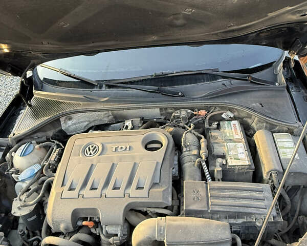 Черный Фольксваген Пассат, объемом двигателя 1.97 л и пробегом 270 тыс. км за 9500 $, фото 18 на Automoto.ua