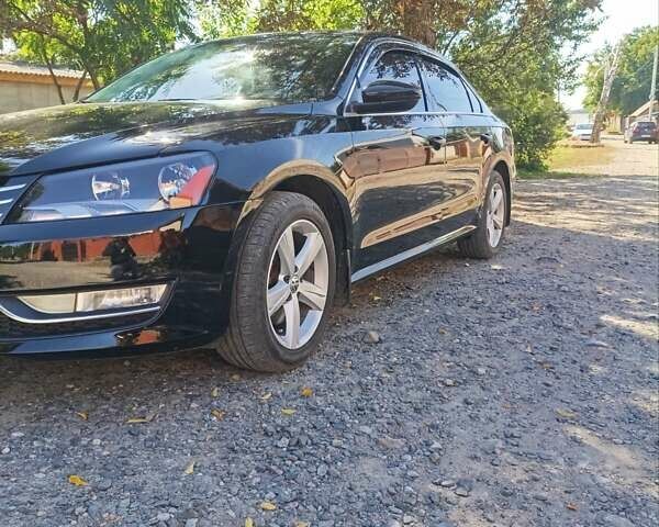 Черный Фольксваген Пассат, объемом двигателя 2.5 л и пробегом 193 тыс. км за 10400 $, фото 10 на Automoto.ua