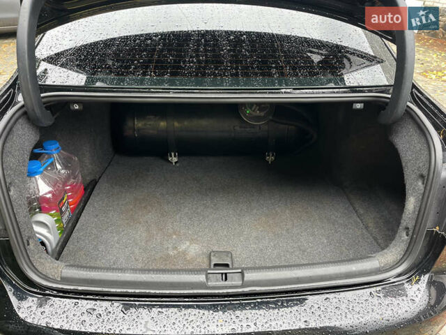 Чорний Фольксваген Пассат, об'ємом двигуна 2.5 л та пробігом 193 тис. км за 10500 $, фото 23 на Automoto.ua