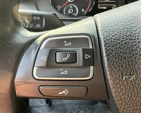 Черный Фольксваген Пассат, объемом двигателя 1.97 л и пробегом 228 тыс. км за 12000 $, фото 37 на Automoto.ua