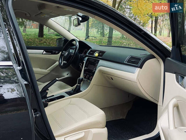 Черный Фольксваген Пассат, объемом двигателя 2.5 л и пробегом 166 тыс. км за 9999 $, фото 13 на Automoto.ua