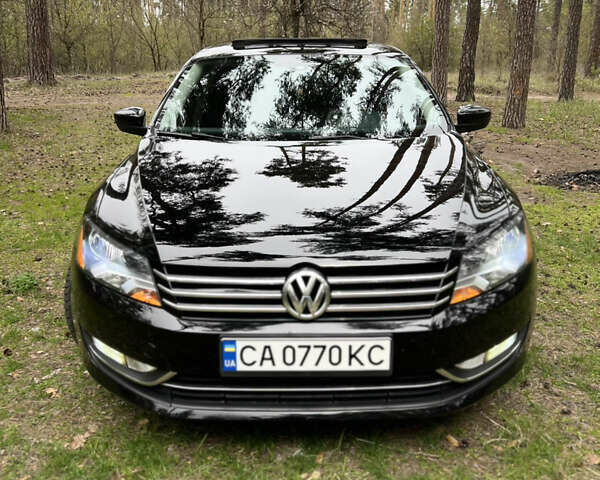 Черный Фольксваген Пассат, объемом двигателя 2.5 л и пробегом 270 тыс. км за 10000 $, фото 1 на Automoto.ua