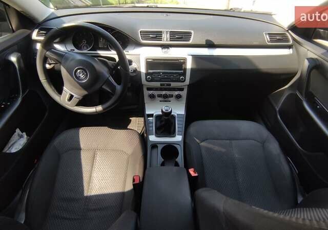 Черный Фольксваген Пассат, объемом двигателя 1.8 л и пробегом 197 тыс. км за 8750 $, фото 8 на Automoto.ua