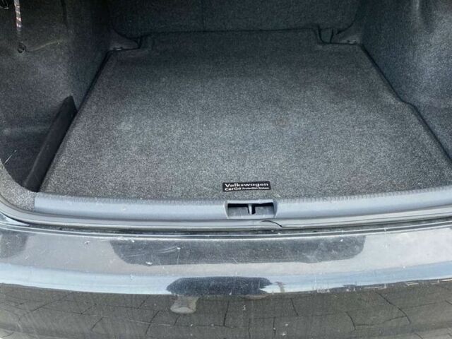 Черный Фольксваген Пассат, объемом двигателя 2.5 л и пробегом 190 тыс. км за 7500 $, фото 6 на Automoto.ua