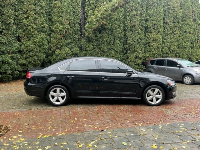 Черный Фольксваген Пассат, объемом двигателя 2.5 л и пробегом 193 тыс. км за 10500 $, фото 2 на Automoto.ua