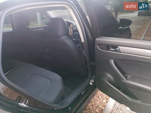 Чорний Фольксваген Пассат, об'ємом двигуна 2.48 л та пробігом 229 тис. км за 10350 $, фото 8 на Automoto.ua
