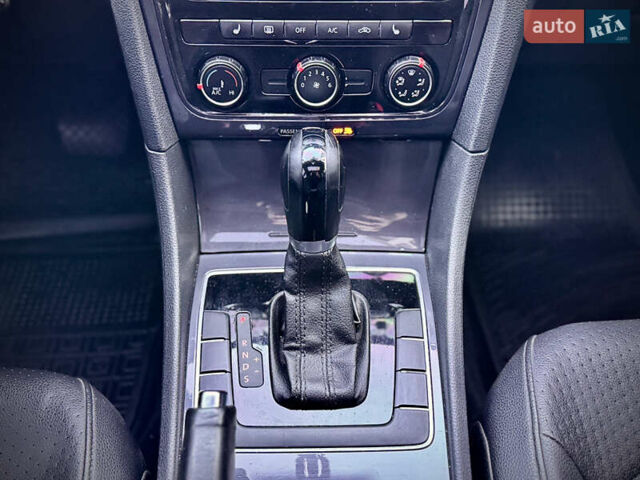 Черный Фольксваген Пассат, объемом двигателя 2 л и пробегом 201 тыс. км за 12950 $, фото 21 на Automoto.ua