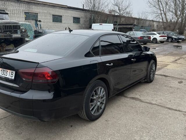 Черный Фольксваген Пассат, объемом двигателя 2.5 л и пробегом 180 тыс. км за 9600 $, фото 4 на Automoto.ua