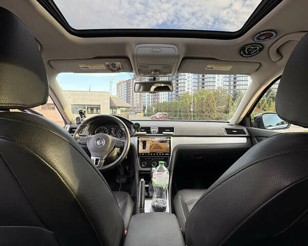 Чорний Фольксваген Пассат, об'ємом двигуна 2.5 л та пробігом 233 тис. км за 9000 $, фото 26 на Automoto.ua