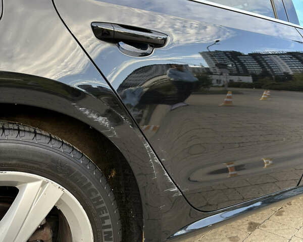 Чорний Фольксваген Пассат, об'ємом двигуна 2.5 л та пробігом 233 тис. км за 9000 $, фото 13 на Automoto.ua