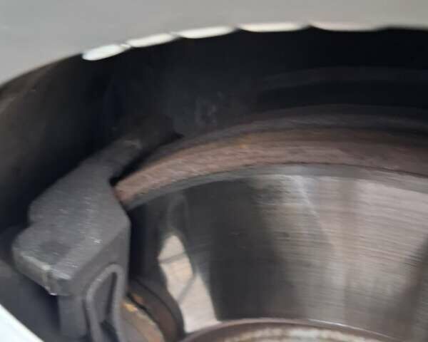 Черный Фольксваген Пассат, объемом двигателя 2.48 л и пробегом 183 тыс. км за 10500 $, фото 6 на Automoto.ua