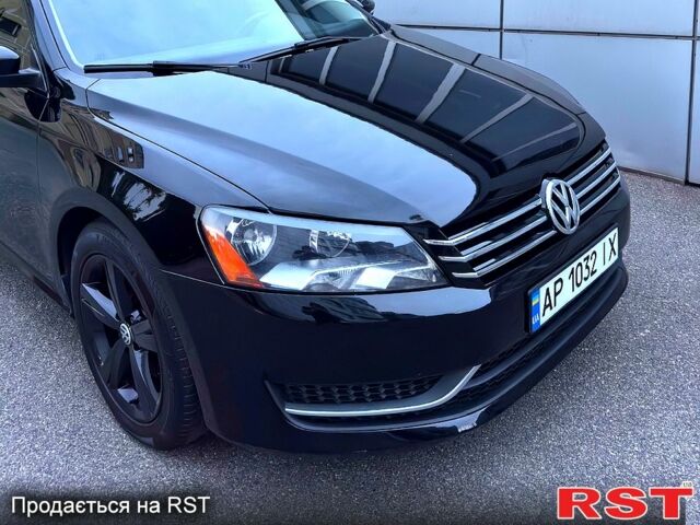 Черный Фольксваген Пассат, объемом двигателя 2.5 л и пробегом 180 тыс. км за 11800 $, фото 4 на Automoto.ua