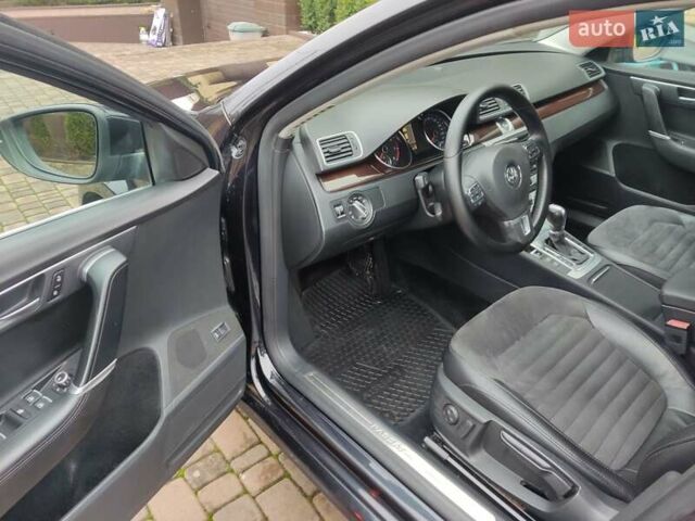 Черный Фольксваген Пассат, объемом двигателя 1.8 л и пробегом 166 тыс. км за 9999 $, фото 17 на Automoto.ua