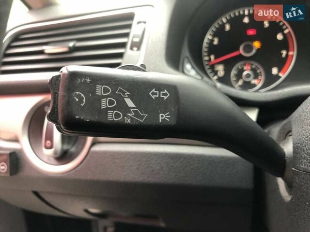 Черный Фольксваген Пассат, объемом двигателя 2.48 л и пробегом 329 тыс. км за 8790 $, фото 17 на Automoto.ua