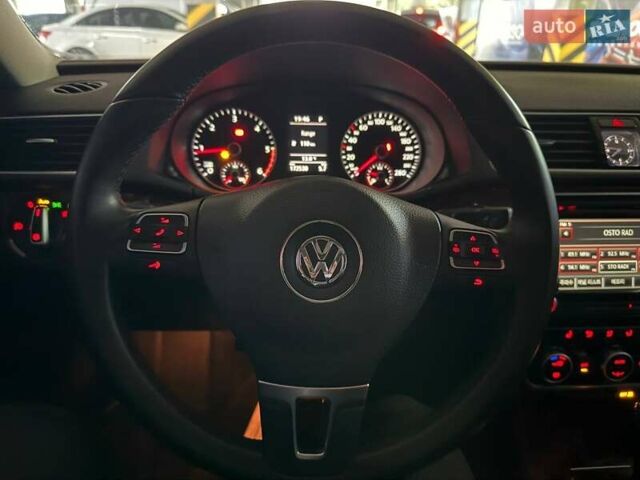 Черный Фольксваген Пассат, объемом двигателя 2 л и пробегом 172 тыс. км за 13400 $, фото 28 на Automoto.ua