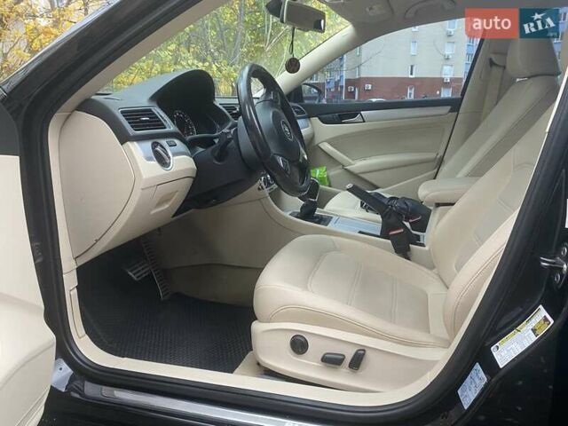 Фольксваген Пассат 2012 в Киеве на Automoto.ua Черный Фольксваген Пассат, объемом двигателя 2.5 л и пробегом 256 тыс. км за 9999 $, фото 9 на Automoto.ua