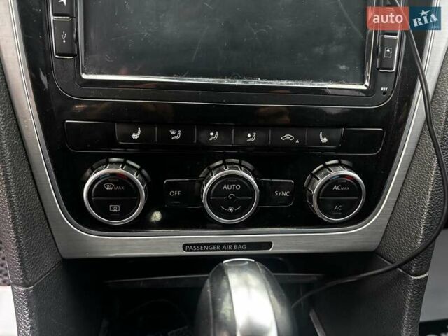 Черный Фольксваген Пассат, объемом двигателя 2.5 л и пробегом 246 тыс. км за 9690 $, фото 21 на Automoto.ua