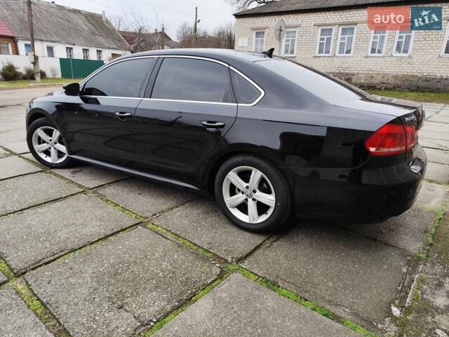 Черный Фольксваген Пассат, объемом двигателя 2.48 л и пробегом 229 тыс. км за 10000 $, фото 4 на Automoto.ua