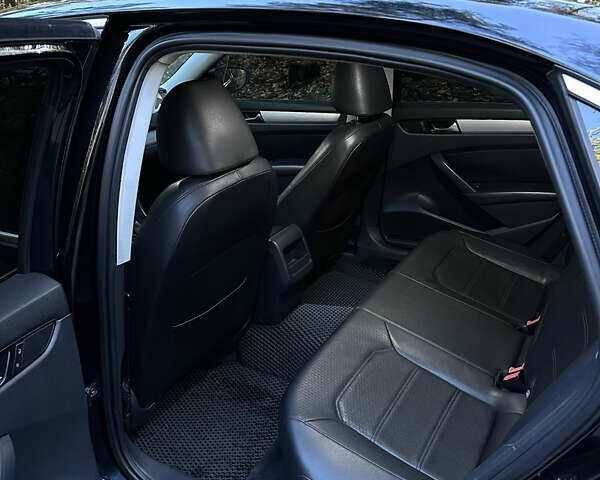 Фольксваген Пассат 2012 в Броварах на Automoto.ua Черный Фольксваген Пассат, объемом двигателя 2.48 л и пробегом 219 тыс. км за 9500 $, фото 12 на Automoto.ua