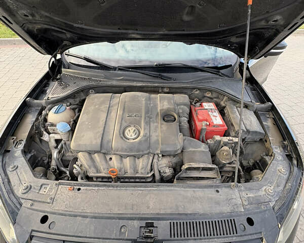 Чорний Фольксваген Пассат, об'ємом двигуна 2.5 л та пробігом 233 тис. км за 9000 $, фото 32 на Automoto.ua