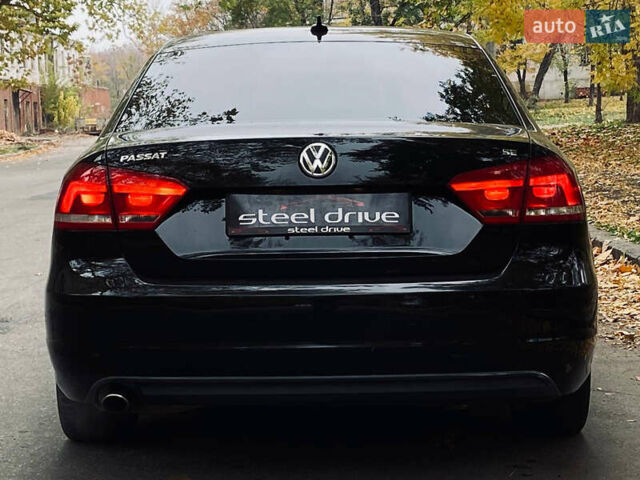 Черный Фольксваген Пассат, объемом двигателя 2.5 л и пробегом 166 тыс. км за 9999 $, фото 6 на Automoto.ua
