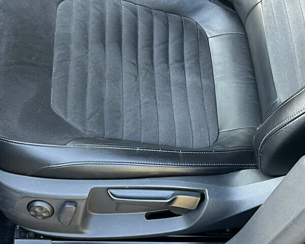 Черный Фольксваген Пассат, объемом двигателя 1.97 л и пробегом 267 тыс. км за 12299 $, фото 30 на Automoto.ua