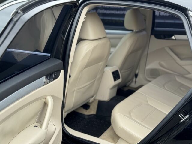 Чорний Фольксваген Пассат, об'ємом двигуна 2.5 л та пробігом 263 тис. км за 9100 $, фото 7 на Automoto.ua