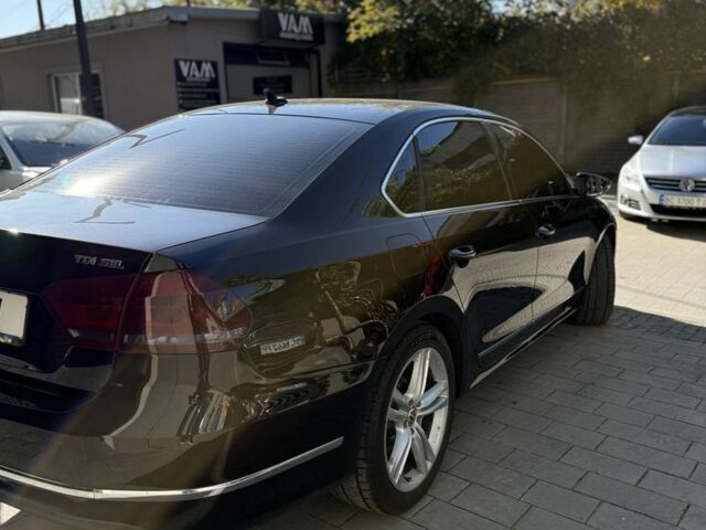 Чорний Фольксваген Пассат, об'ємом двигуна 2 л та пробігом 280 тис. км за 10900 $, фото 5 на Automoto.ua