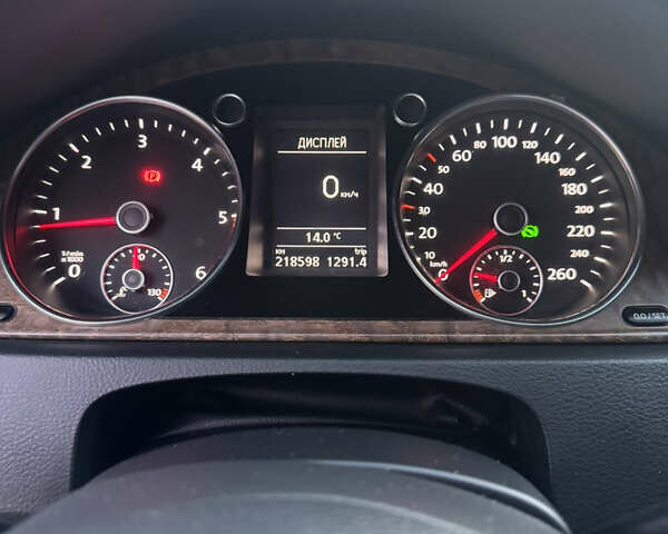 Фольксваген Пассат 2012 в Черновцах на Automoto.ua Черный Фольксваген Пассат, объемом двигателя 1.97 л и пробегом 220 тыс. км за 11200 $, фото 11 на Automoto.ua