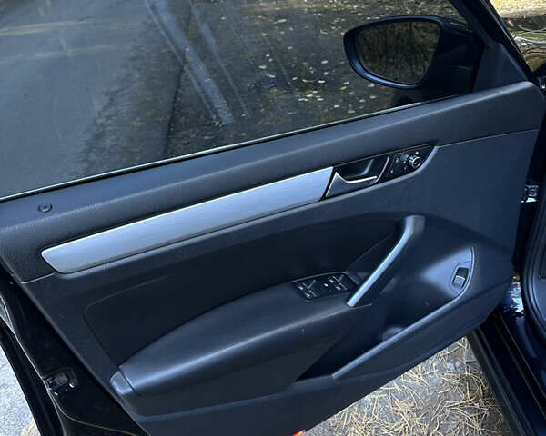 Фольксваген Пассат 2012 в Броварах на Automoto.ua Черный Фольксваген Пассат, объемом двигателя 2.48 л и пробегом 219 тыс. км за 9500 $, фото 11 на Automoto.ua