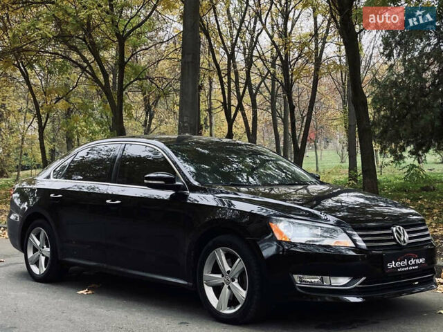 Черный Фольксваген Пассат, объемом двигателя 2.5 л и пробегом 166 тыс. км за 9999 $, фото 9 на Automoto.ua