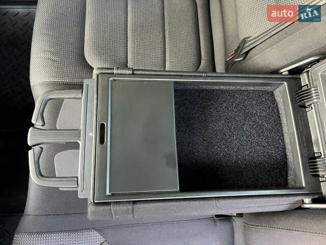 Черный Фольксваген Пассат, объемом двигателя 1.97 л и пробегом 228 тыс. км за 12000 $, фото 60 на Automoto.ua