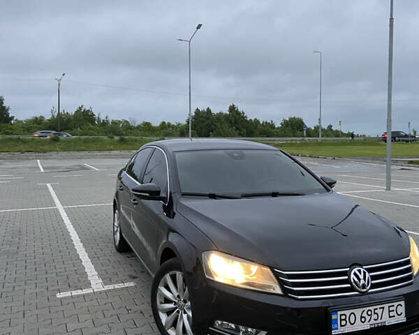 Черный Фольксваген Пассат, объемом двигателя 1.6 л и пробегом 208 тыс. км за 10900 $, фото 2 на Automoto.ua