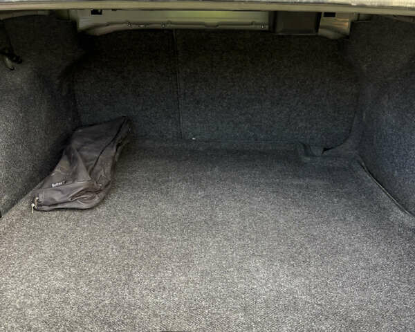 Чорний Фольксваген Пассат, об'ємом двигуна 2.5 л та пробігом 233 тис. км за 9000 $, фото 11 на Automoto.ua