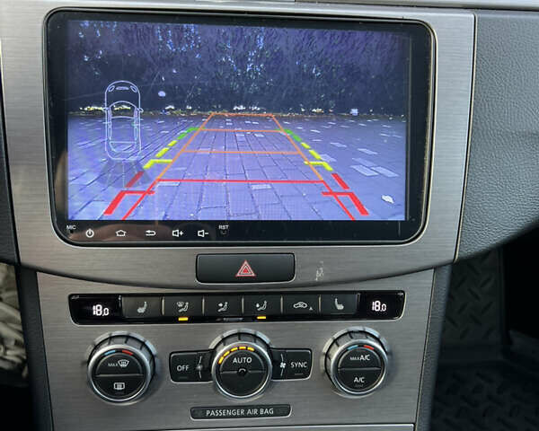 Черный Фольксваген Пассат, объемом двигателя 1.97 л и пробегом 228 тыс. км за 12000 $, фото 77 на Automoto.ua