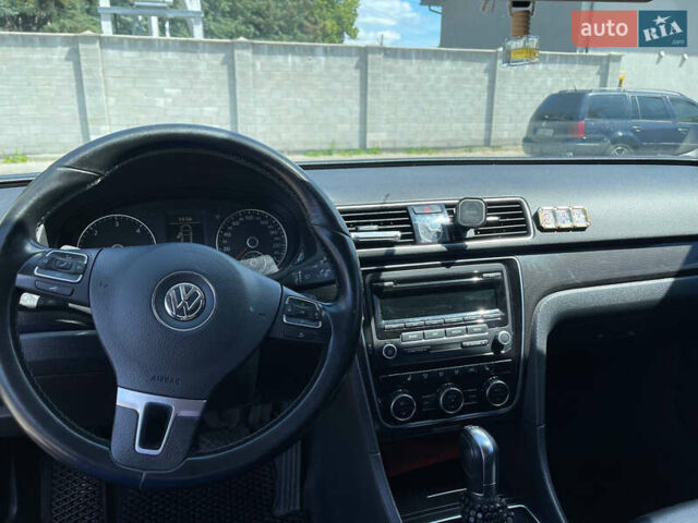 Чорний Фольксваген Пассат, об'ємом двигуна 2 л та пробігом 182 тис. км за 10500 $, фото 10 на Automoto.ua
