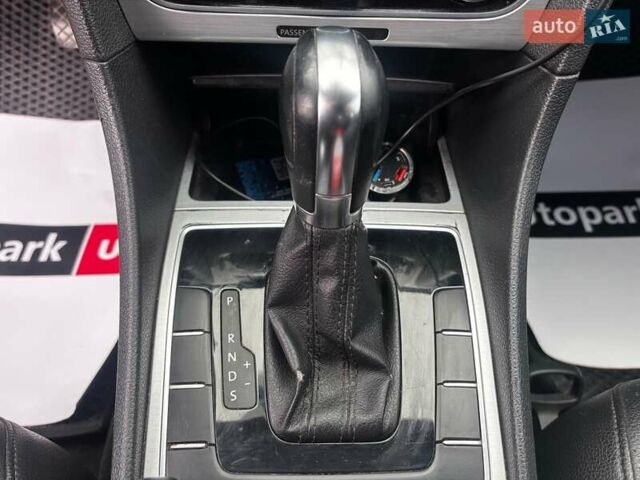 Черный Фольксваген Пассат, объемом двигателя 2.5 л и пробегом 246 тыс. км за 9690 $, фото 22 на Automoto.ua