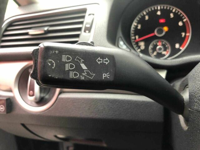 Чорний Фольксваген Пассат, об'ємом двигуна 0 л та пробігом 329 тис. км за 8490 $, фото 17 на Automoto.ua