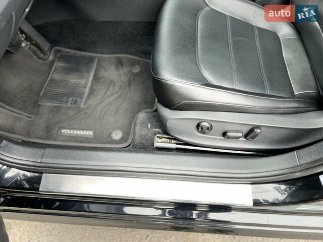 Черный Фольксваген Пассат, объемом двигателя 2.5 л и пробегом 270 тыс. км за 10000 $, фото 7 на Automoto.ua